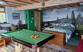 Garden Room For 2-4. Breakfast Available - Extra.
